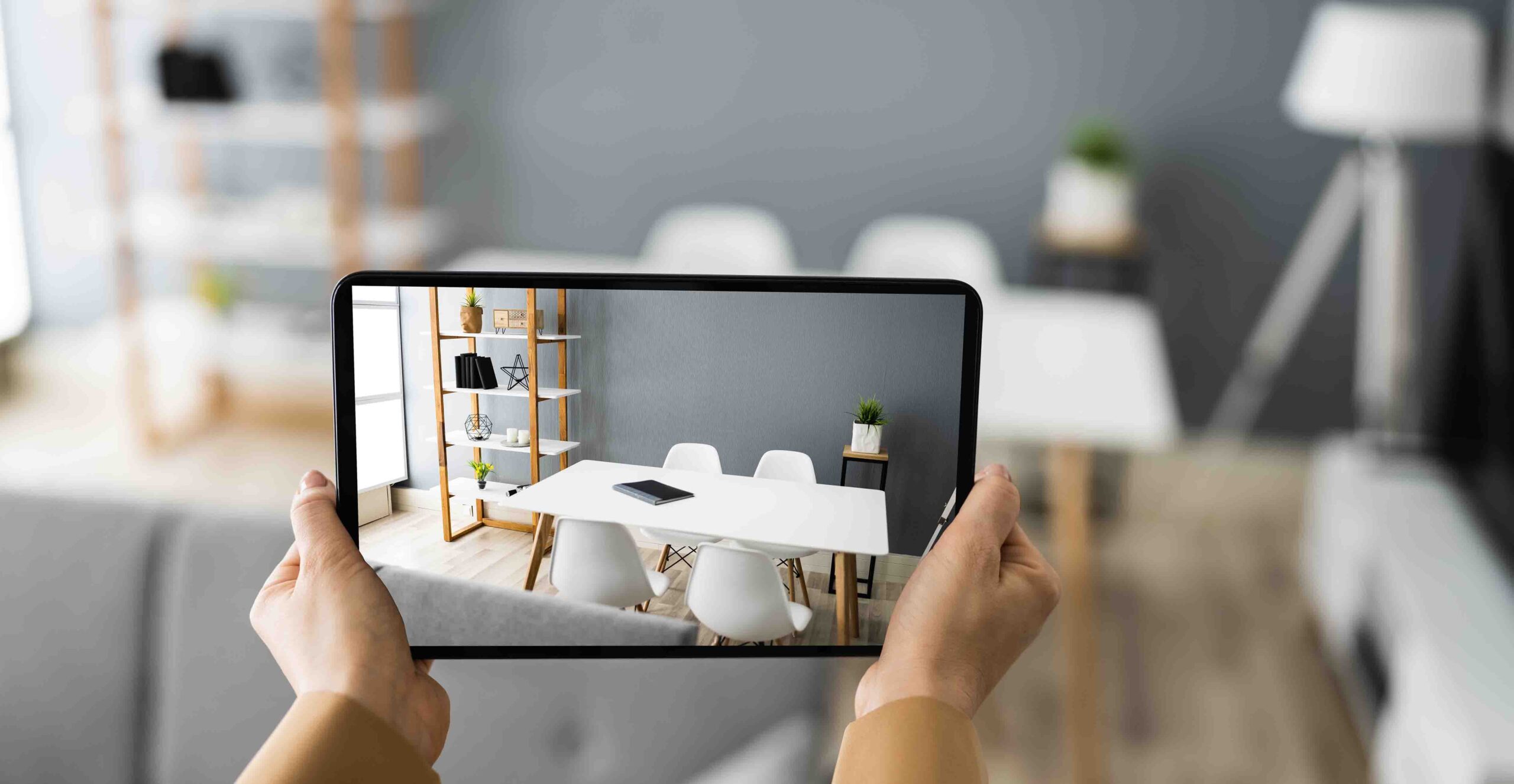 Virtual,Open,House,Showing,Or,Online,Tour